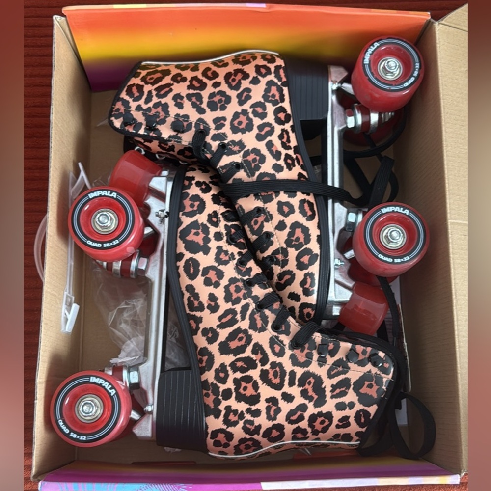 Impala leopard skates size 7